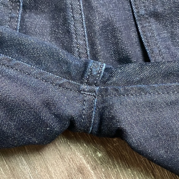 Hugo Boss - Picture 12 of 16